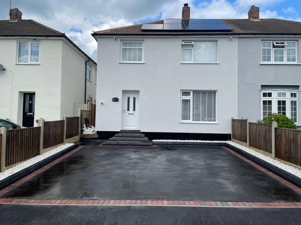 Main image of property: Greenwich Drive South, Mackworth, Derby, Derbyshire, DE22