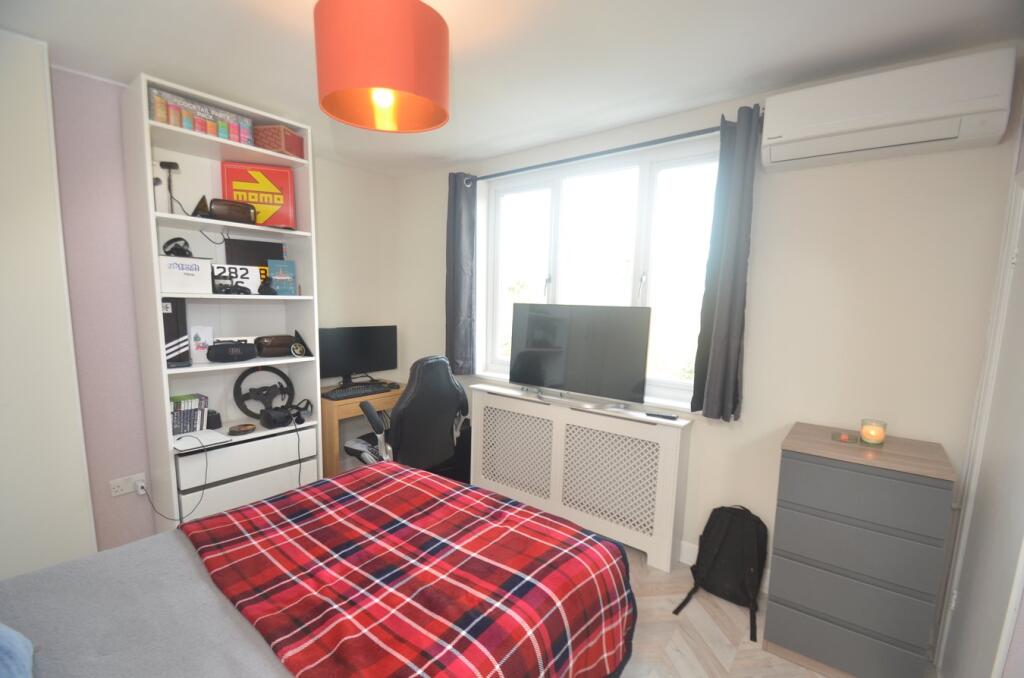 Additional property image - Bushey Road, Shirley, Croydon, CR0