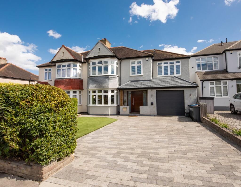 Main image of property: Barnfield Avenue, Shirley, Croydon, CR0