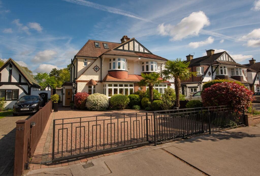 Main image of property: Bushey Road, Shirley, Croydon, CR0