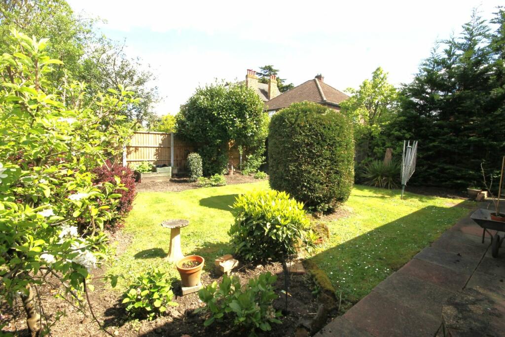 Additional property image - Elmers End Road, Beckenham, BR3