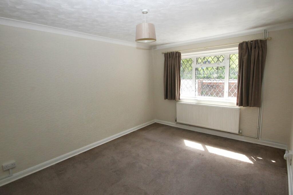 Additional property image - Elmers End Road, Beckenham, BR3