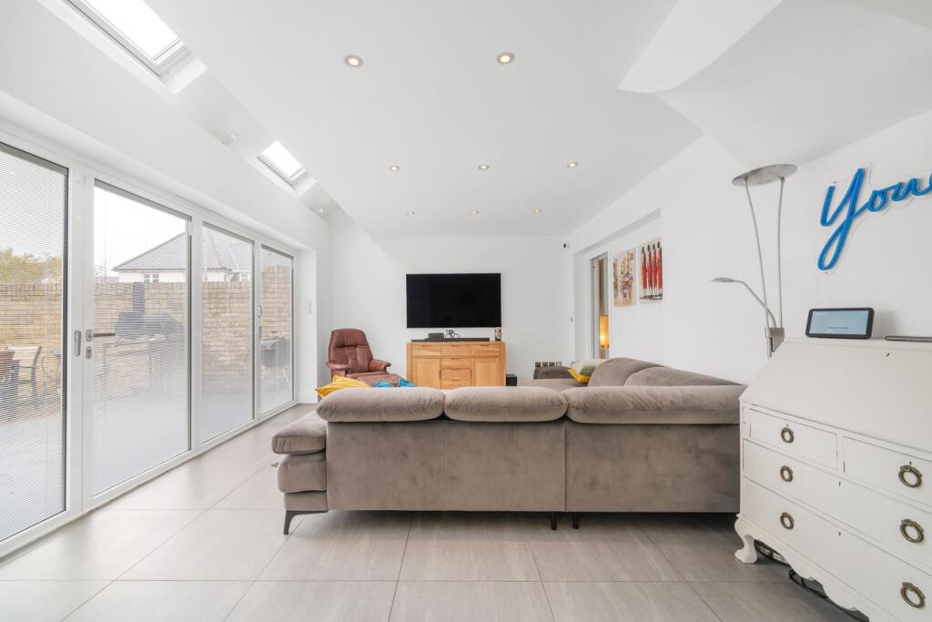 Additional property image - Eversleigh Place, Beckenham, BR3