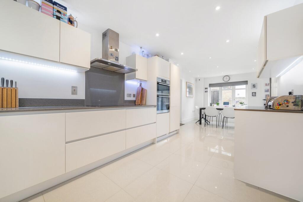 Additional property image - Eversleigh Place, Beckenham, BR3