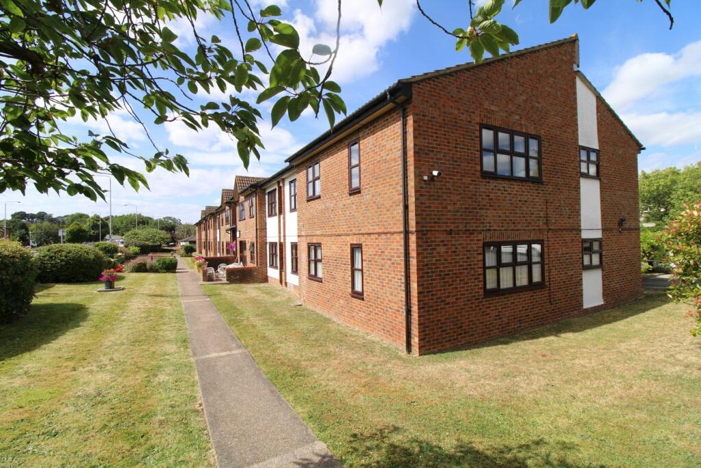 Additional property image - Glebe Way, West Wickham, BR4