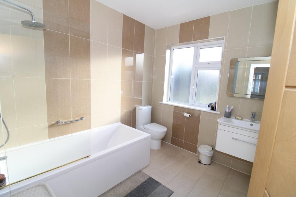 Additional property image - Boleyn Gardens, West Wickham, BR4