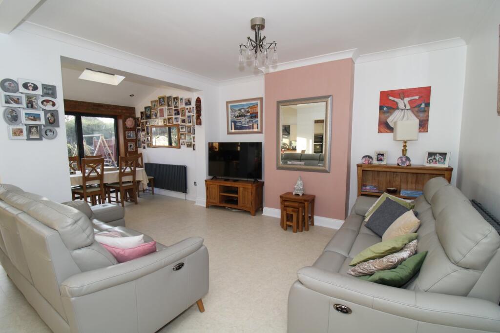 Additional property image - Boleyn Gardens, West Wickham, BR4