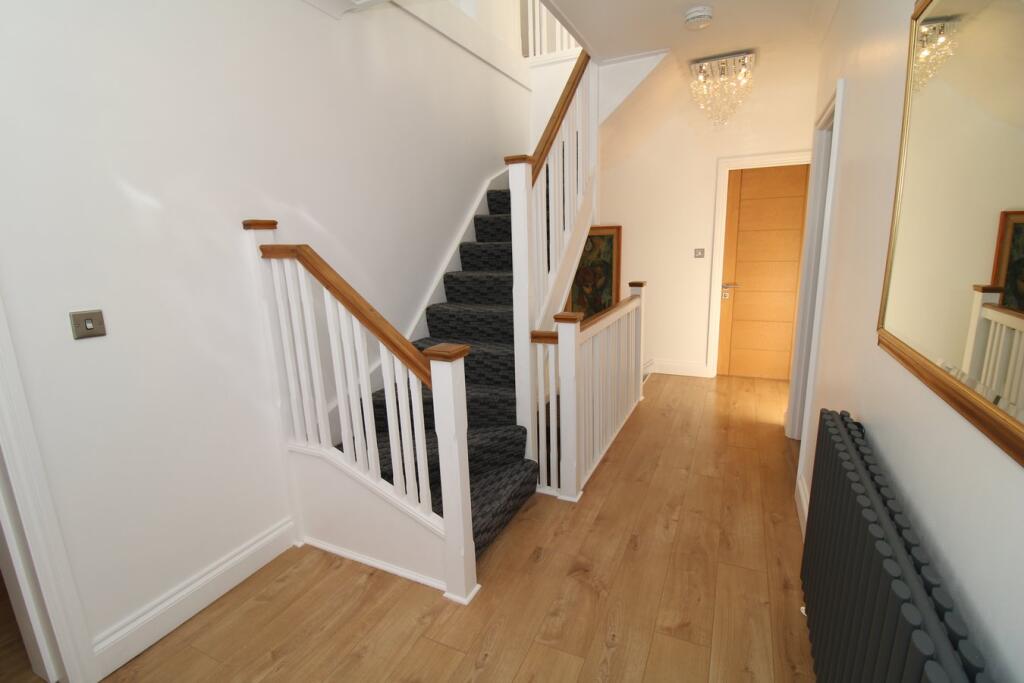 Additional property image - Boleyn Gardens, West Wickham, BR4