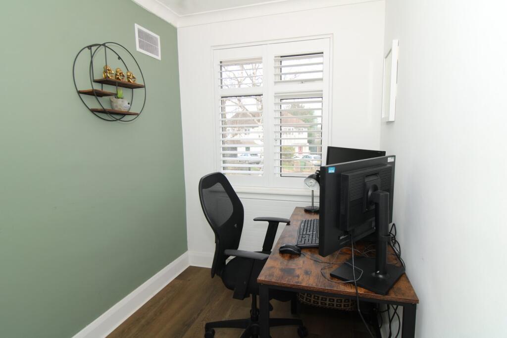 Additional property image - Trevor Close, Hayes, Bromley, BR2