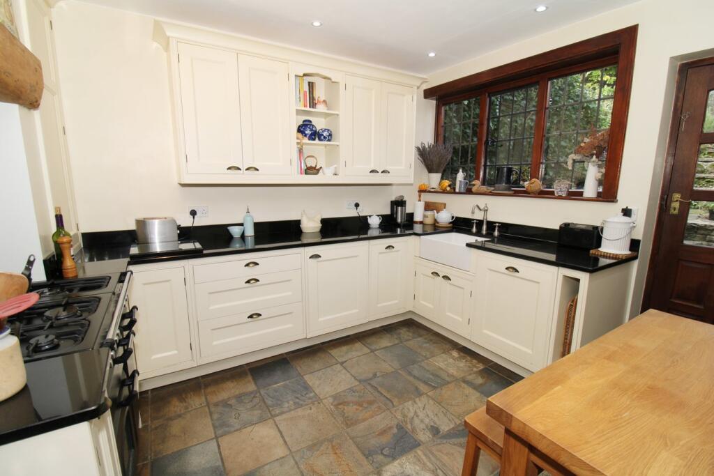 Additional property image - Hayes Hill, Hayes, Bromley, BR2