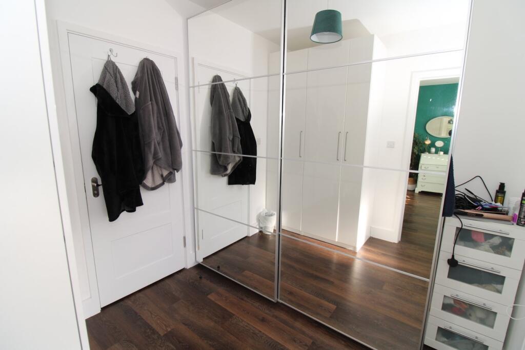 Additional property image - Croydon Road, West Wickham, BR4