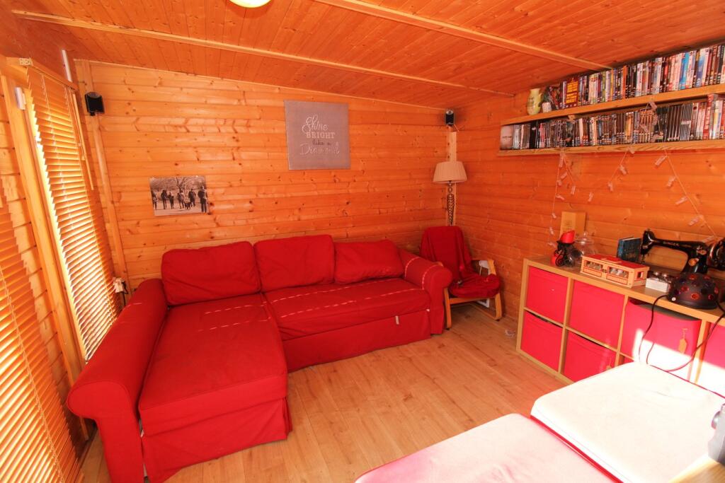 Additional property image - Croydon Road, West Wickham, BR4
