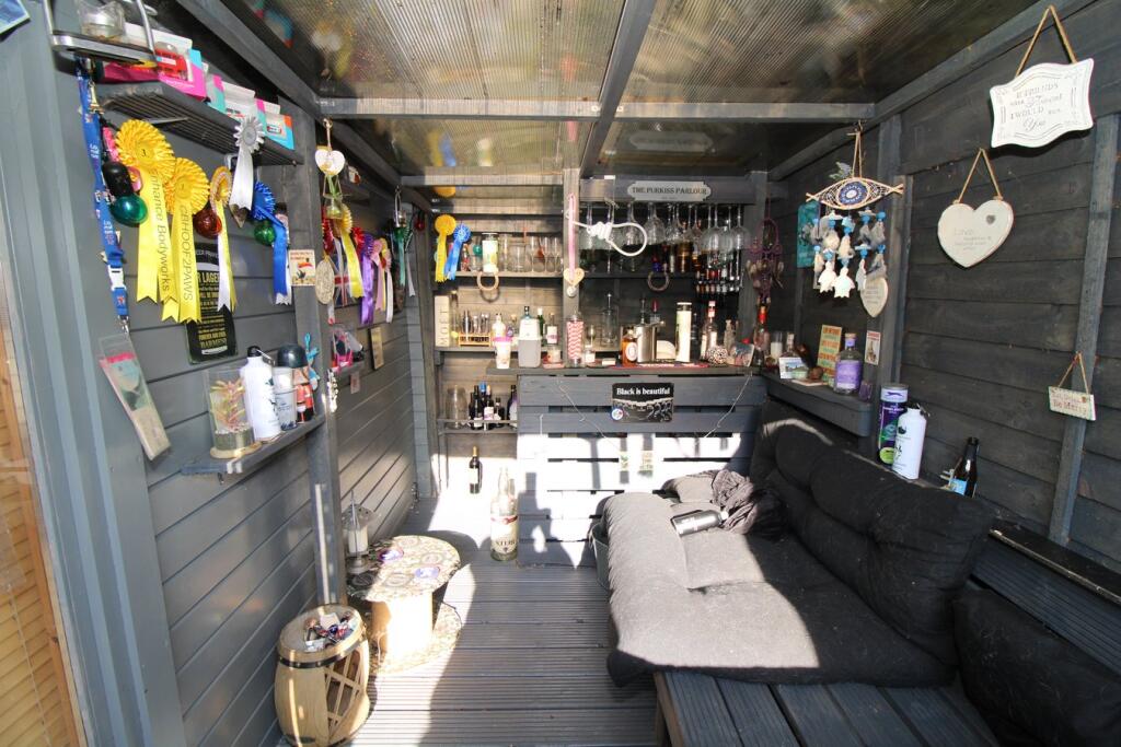 Additional property image - Croydon Road, West Wickham, BR4