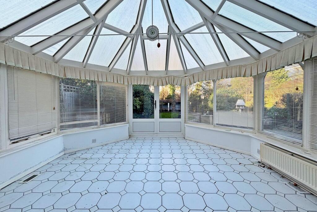 Additional property image - Brabourne Rise, Park Langley, Beckenham, BR3