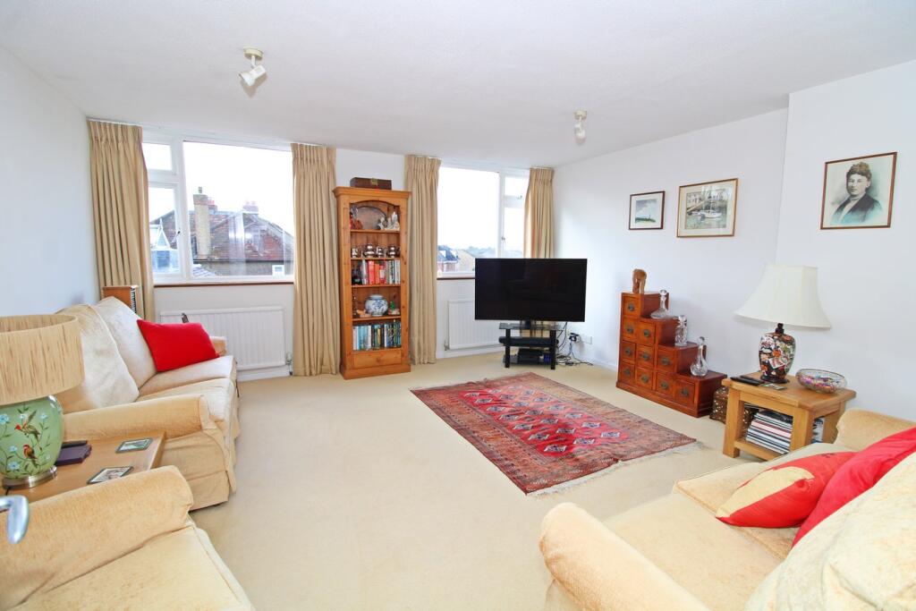 Additional property image - Holmdene Close, Beckenham, BR3