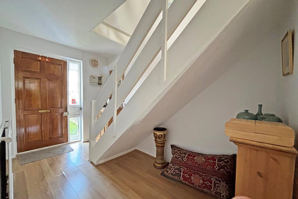 Additional property image - Holmdene Close, Beckenham, BR3