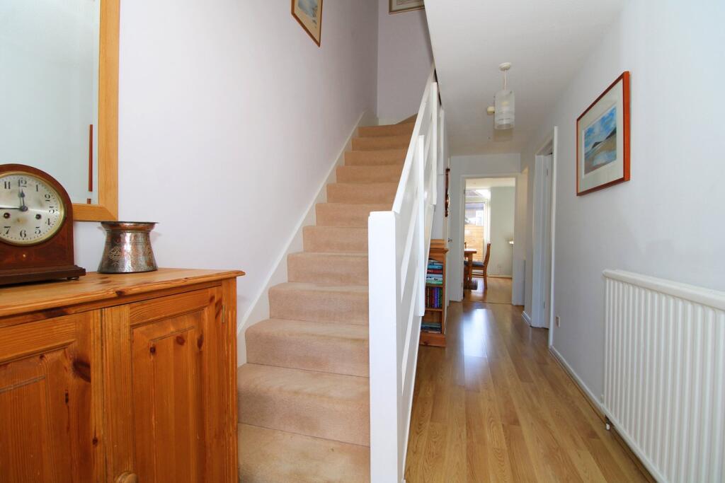 Additional property image - Holmdene Close, Beckenham, BR3