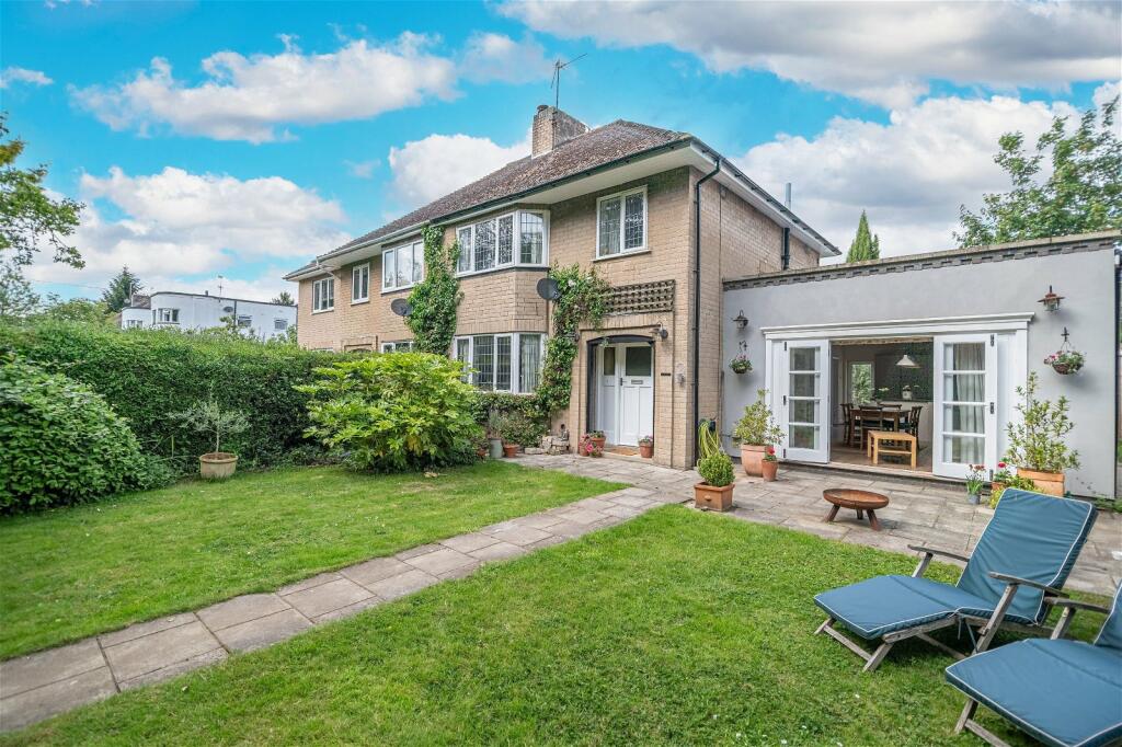 3 bedroom semidetached house for sale in Paradise Lane, Kettering NN15