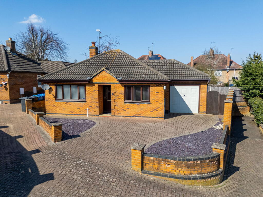 Main image of property: Milldale Gardens , Kettering NN15