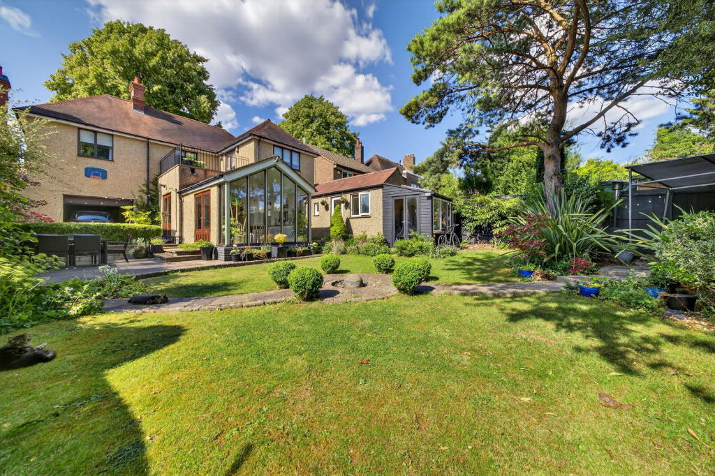 Main image of property: Kingsley Avenue, Kettering, NN16