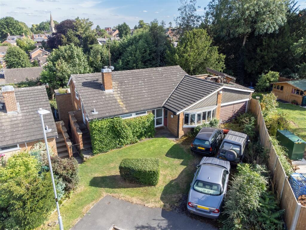 4 bedroom detached house for sale in Highcroft, Husbands Bosworth, LE17