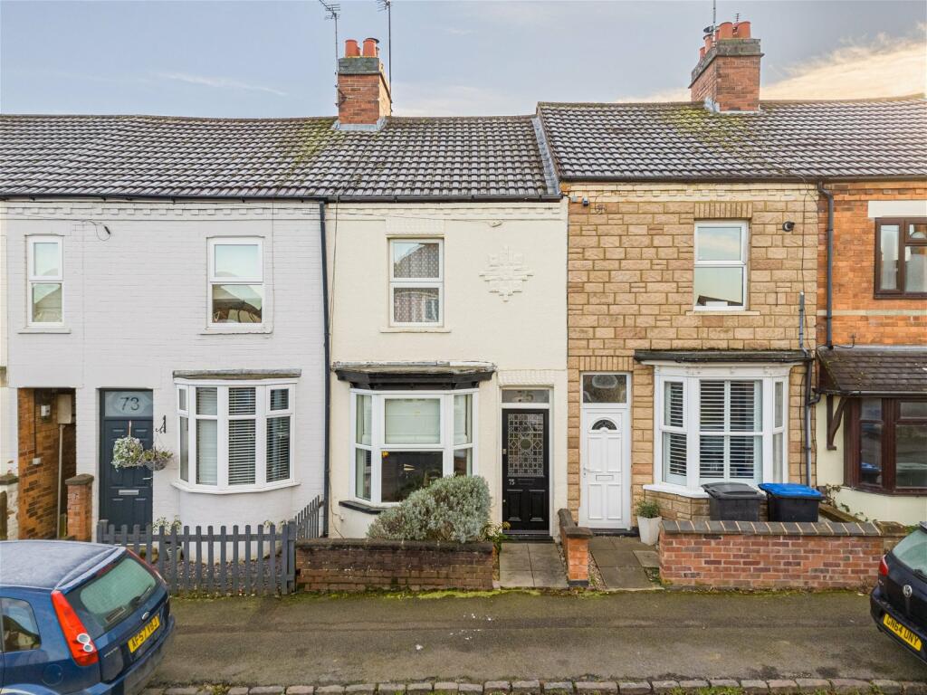 2 bedroom terraced house for sale in Caxton Street, Market Harborough, LE16