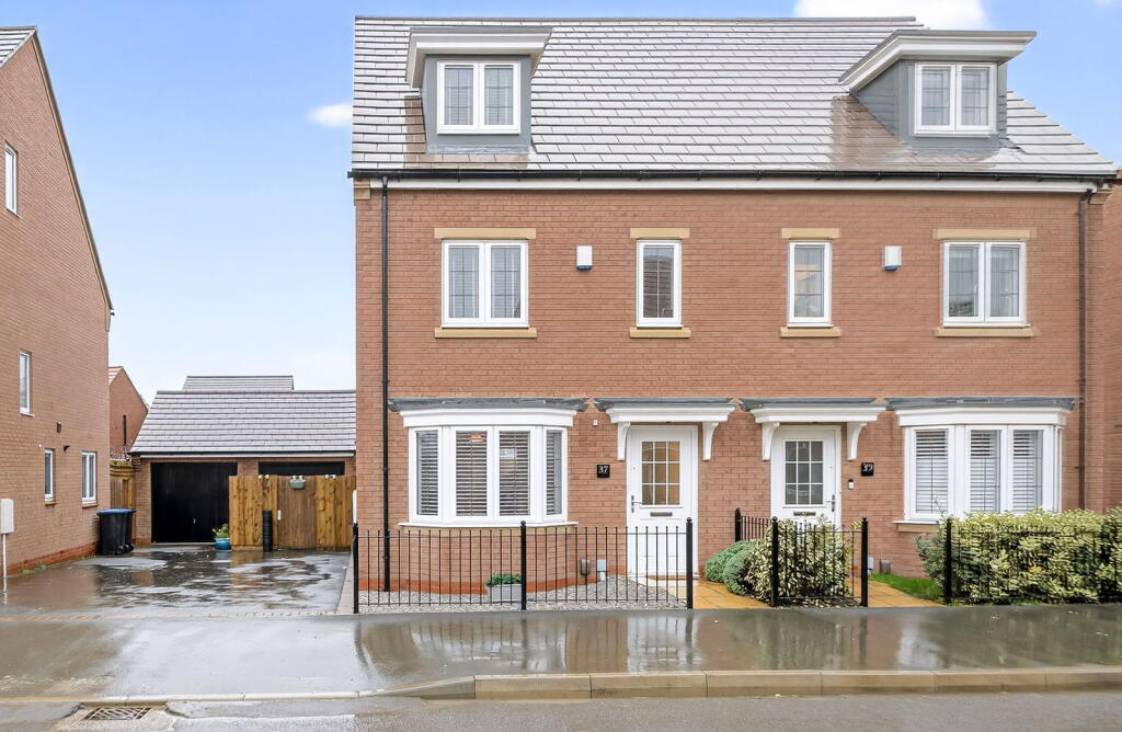 Main image of property: Airfield Road, Market Harborough, LE16 7BY