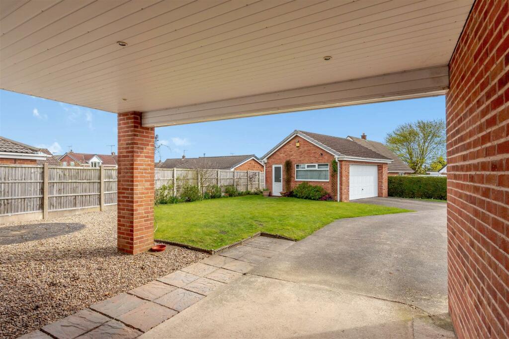 4 bedroom detached house for sale in Wingfield Road, Mansfield, NG18