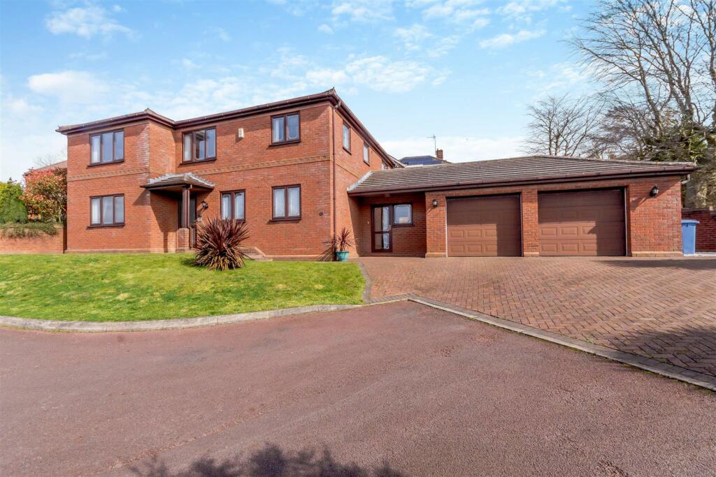 Main image of property: Rock Hill Gardens, Mansfield