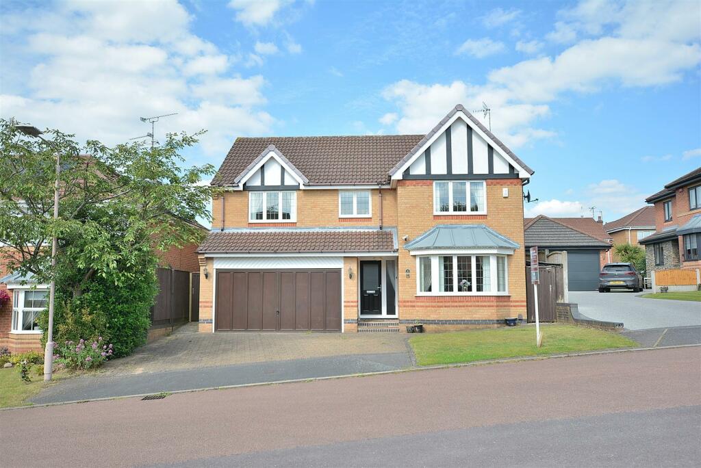 Main image of property: Ribbledale Close, Mansfield