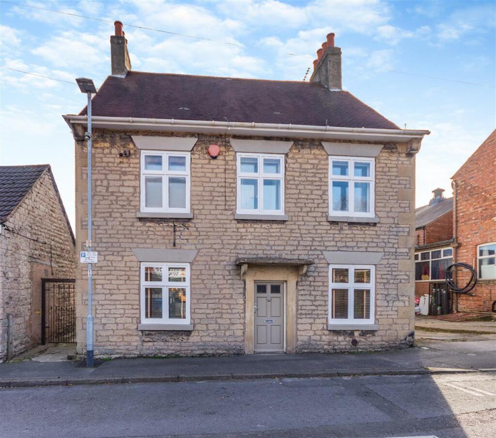 Main image of property: High Street, Warsop