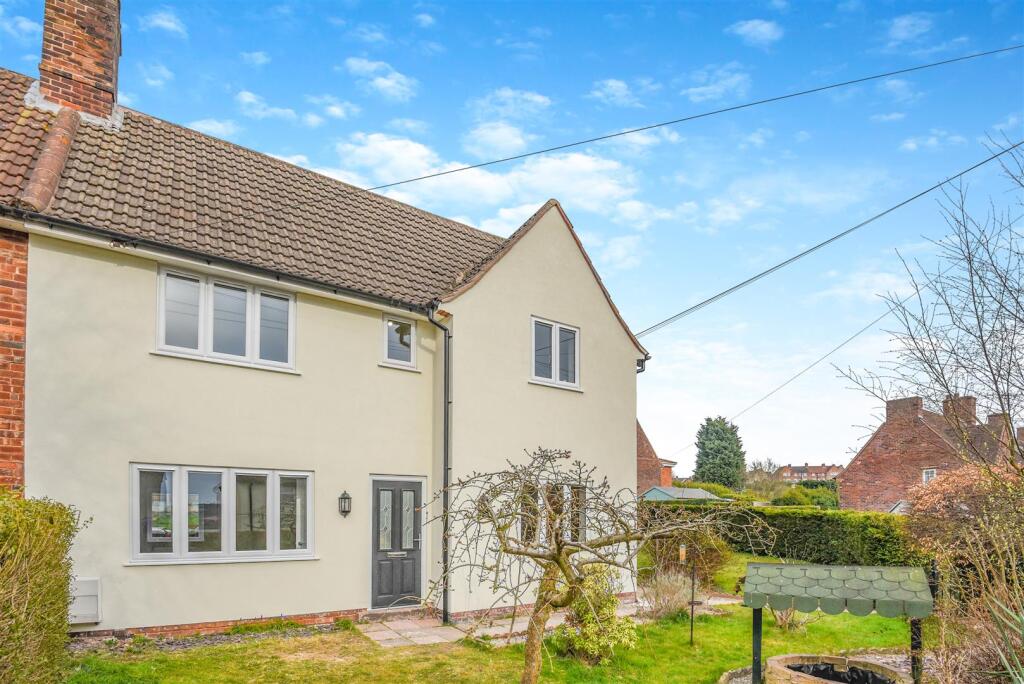 Main image of property: South Avenue, Rainworth