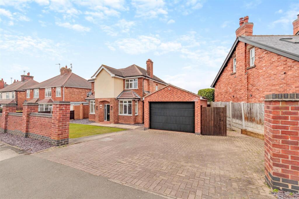 Main image of property: Oakamoor, Sandfield Road, Arnold