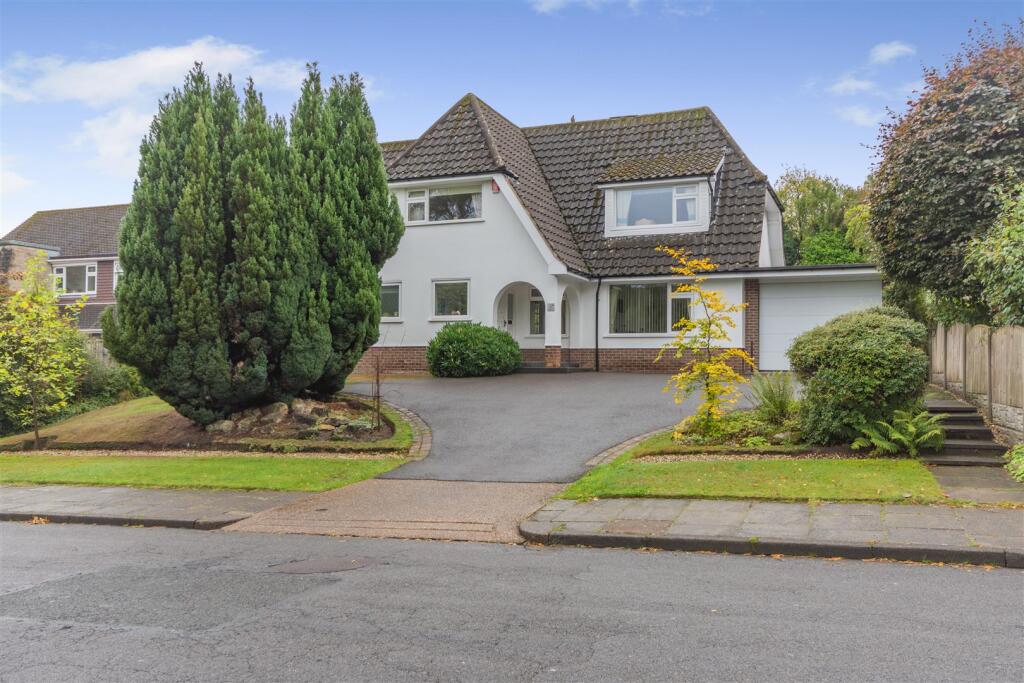 Main image of property: The Avenue, Mansfield