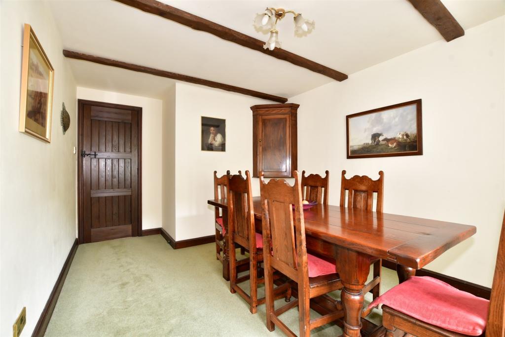 2 bedroom detached bungalow for sale in Ghyll Road, Crowborough, East