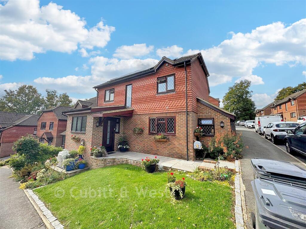 Main image of property: Oliver Close, Crowborough, East Sussex