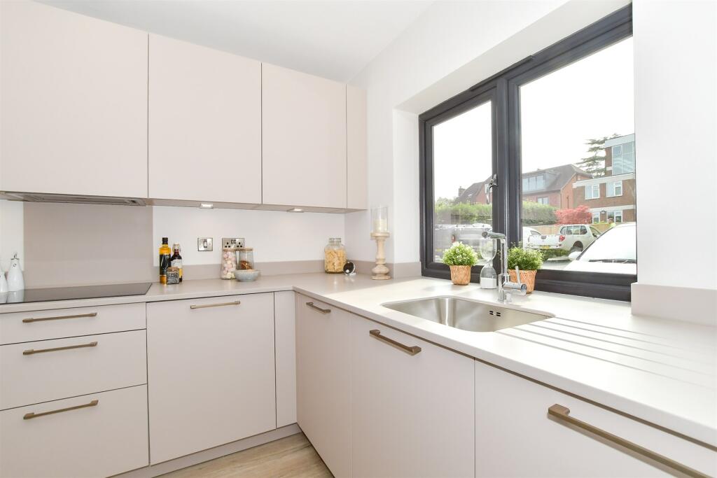Additional property image - Harestone Gardens, Stanstead Road, Caterham, Surrey