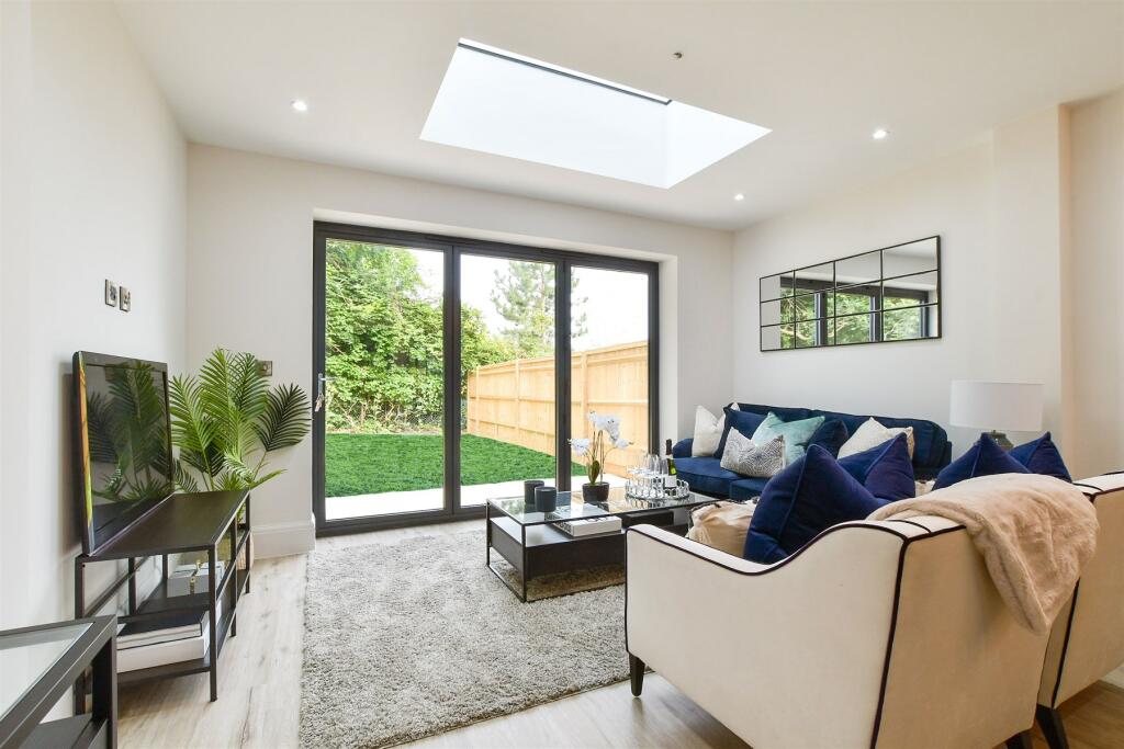 Additional property image - Harestone Gardens, Stanstead Road, Caterham, Surrey