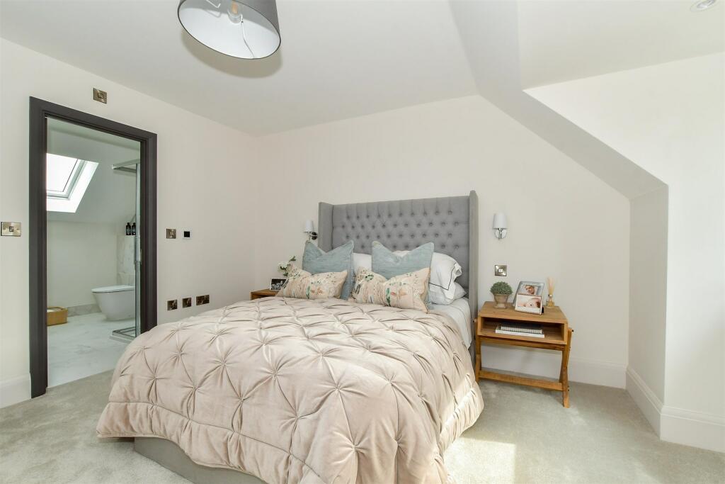 Additional property image - Harestone Gardens, Stanstead Road, Caterham, Surrey