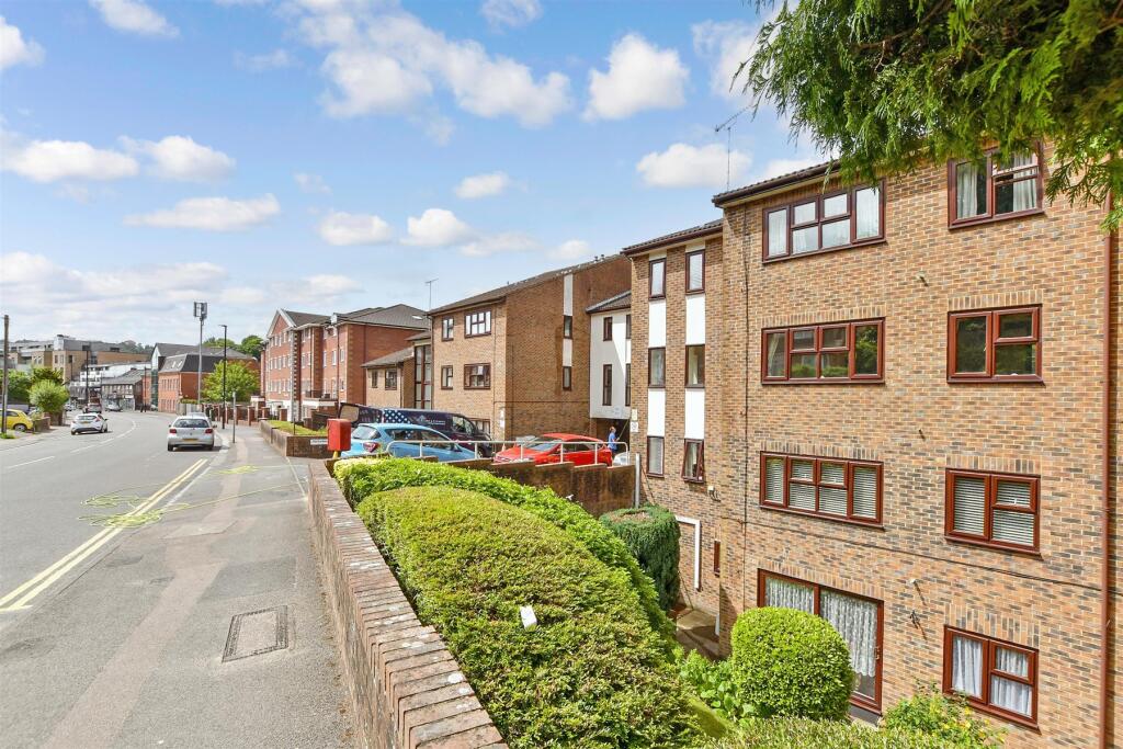 Main image of property: Croydon Road, Caterham, Surrey