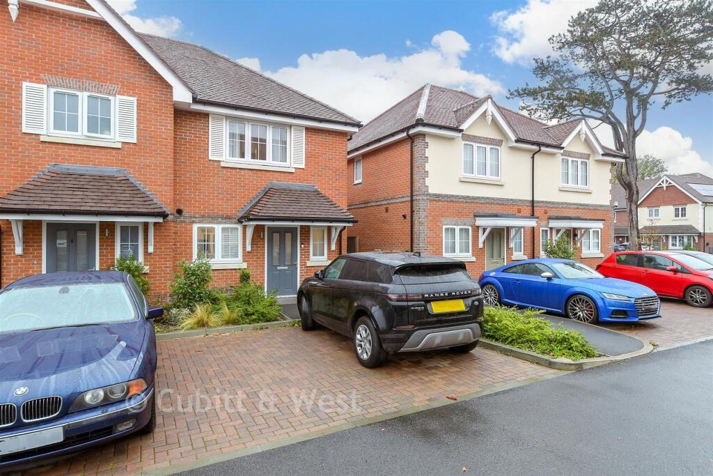 Main image of property: Broadleaf Place, Caterham, Surrey