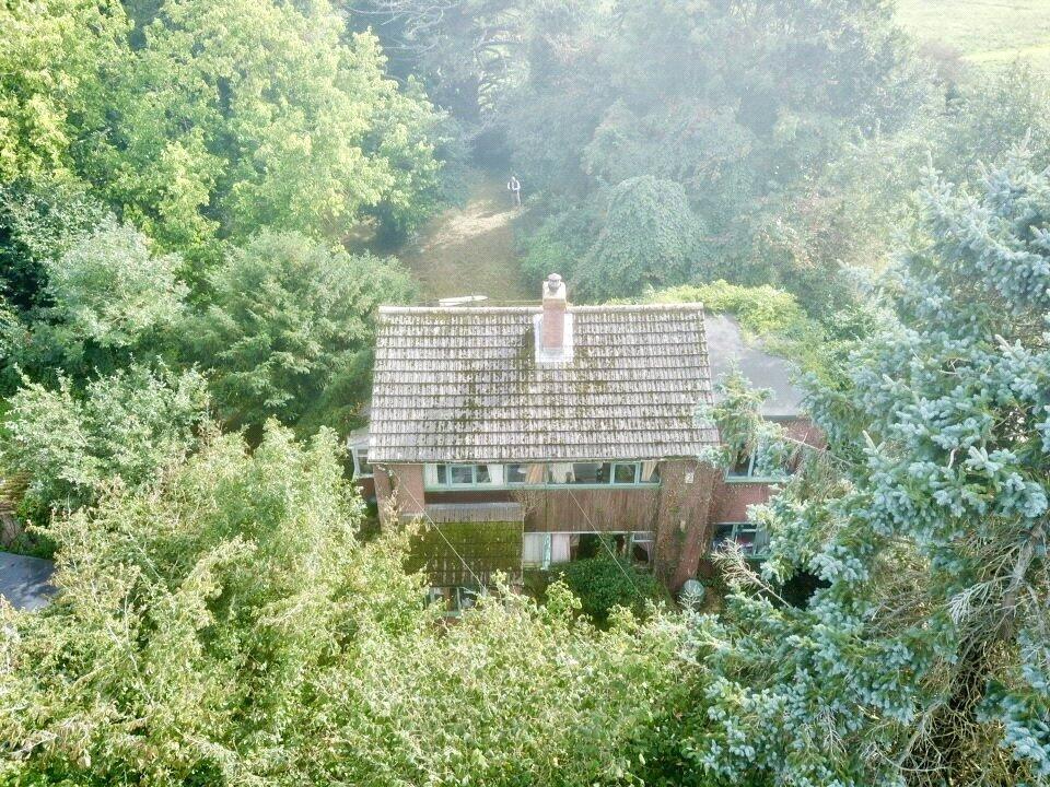 Main image of property: Pilley Street, Pilley, Lymington, Hampshire, SO41