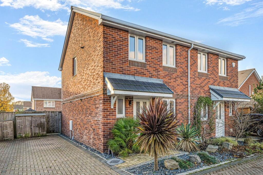 Main image of property: Knight Gardens, Lymington, Hampshire, SO41
