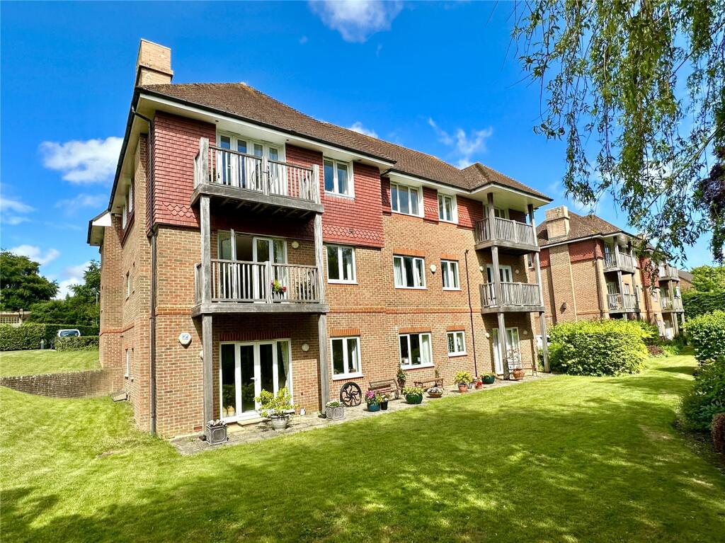 2 bedroom apartment for sale in Belmore Lane, Lymington, Hampshire, SO41