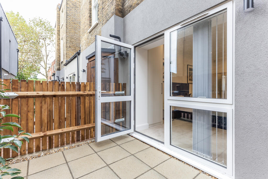 Main image of property: Kilburn Lane, London, W9