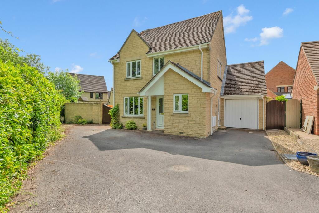 Main image of property: Edington Road, Witney, OX28