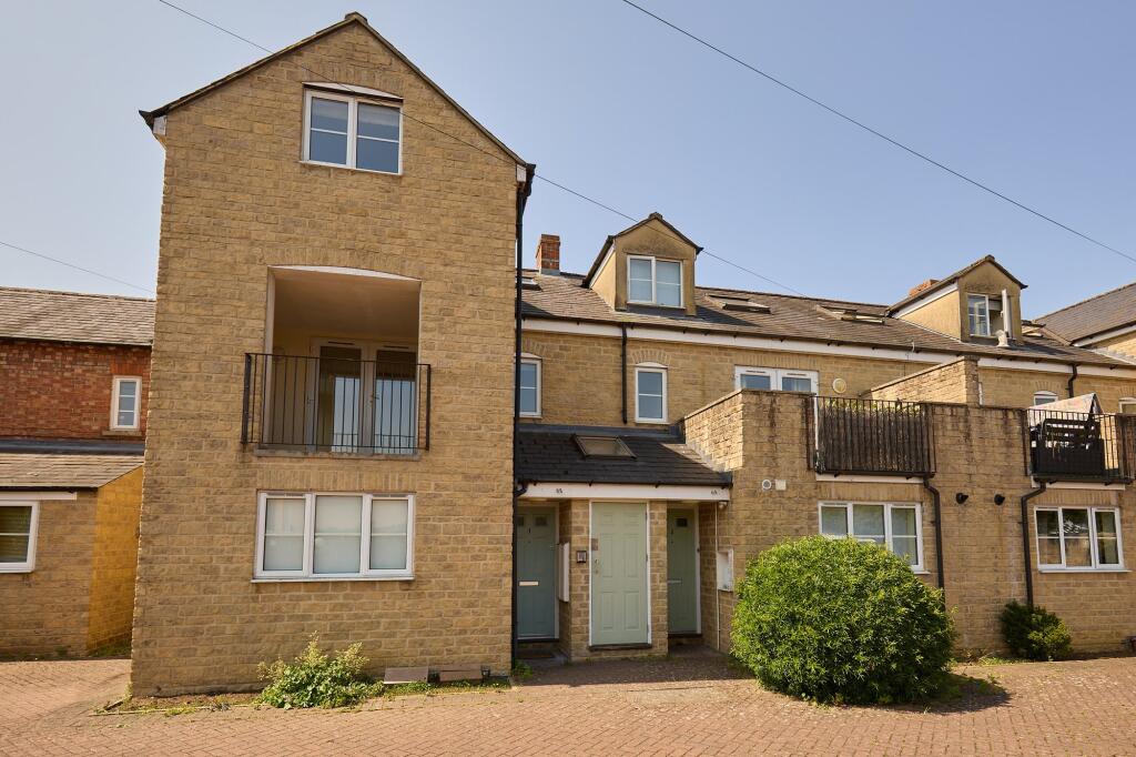 Main image of property: The Crofts, Witney, OX28