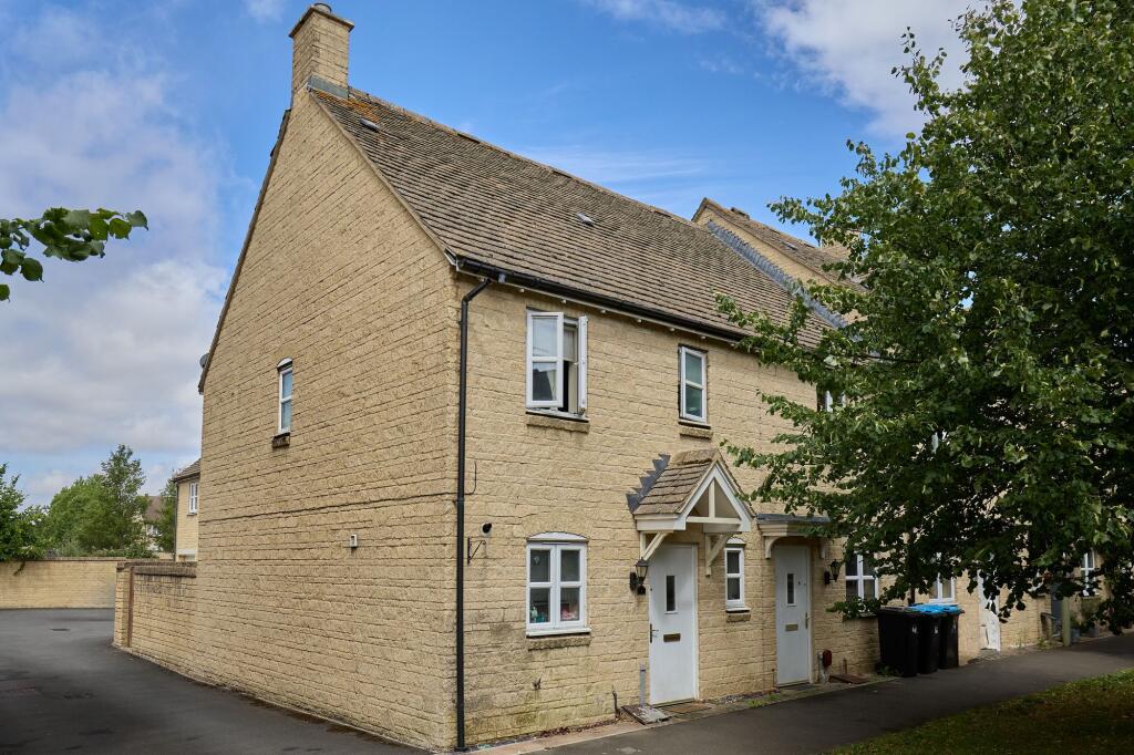 Main image of property: Elmhurst Way, Carterton, OX18