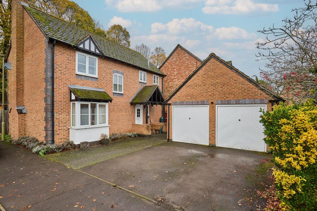 Main image of property: Lime Grove, Southmoor, OX13