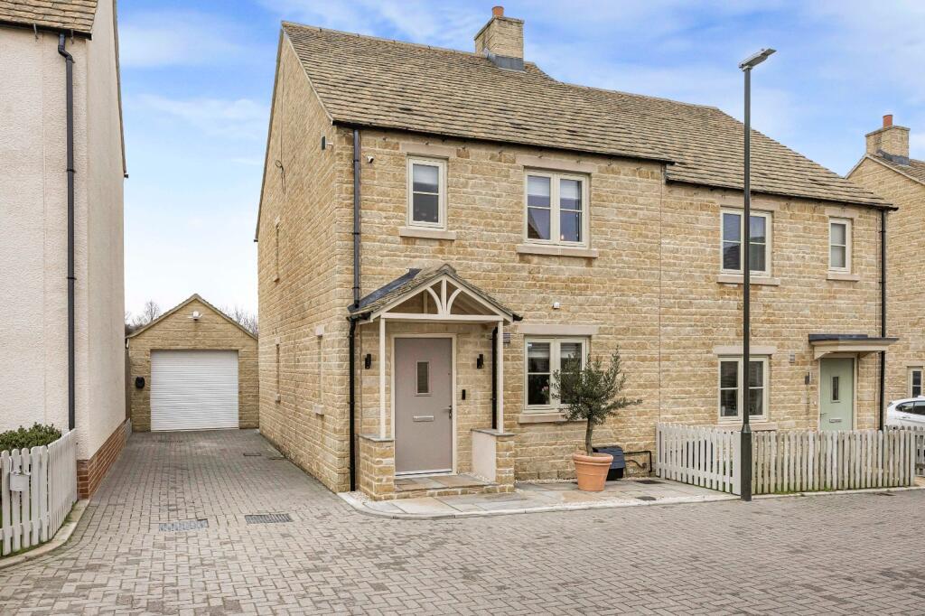 Main image of property: Havenhill Road, Tetbury, Gloucestershire, GL8